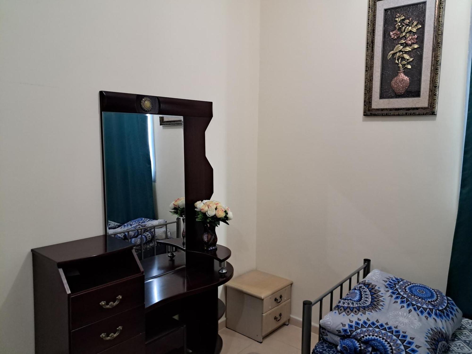 Top House Hostel Abu Dhabi Exterior foto